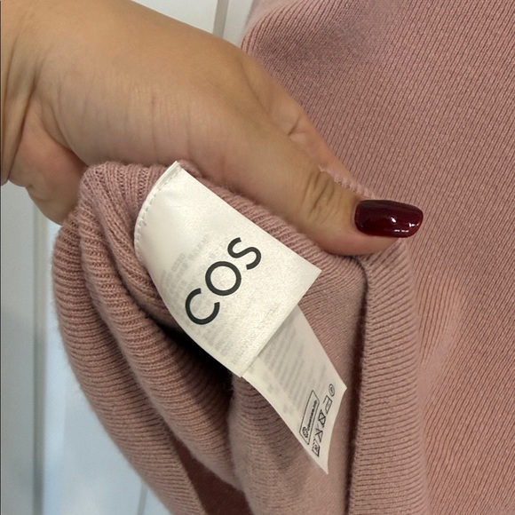COS Dusty Pink Cashmere Crewneck Sweater - Picture 6 of 10